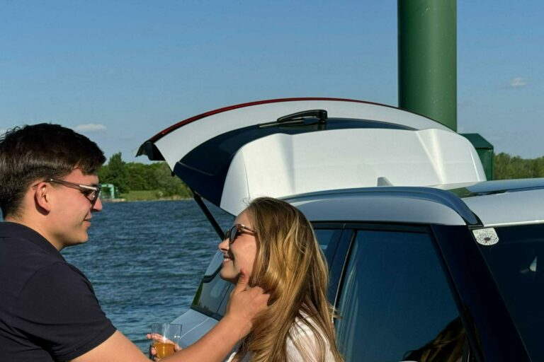 BYD glückliches Paar